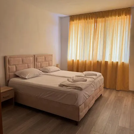 Dream Bay Apartments מלון דירות צרבו