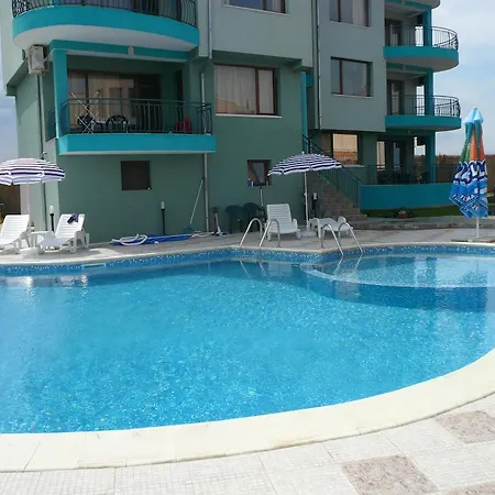Dream Bay Apartments צרבו
